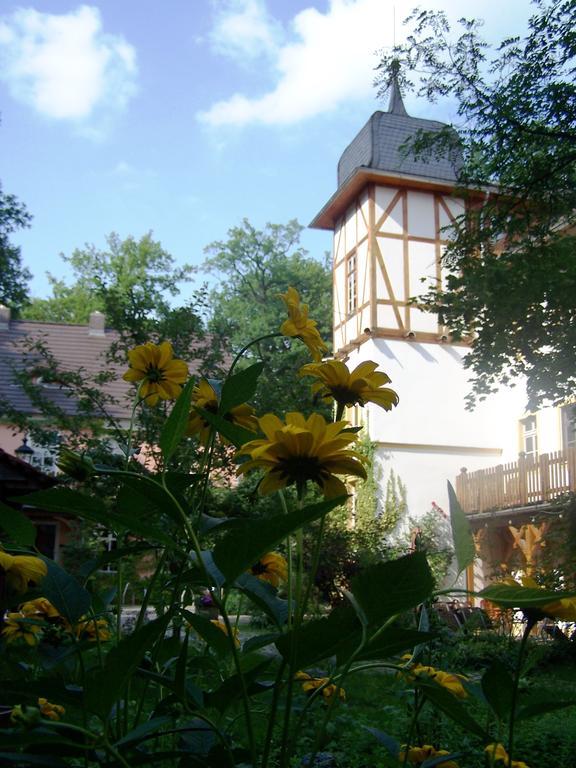 Turmvilla Bad Muskau Buitenkant foto