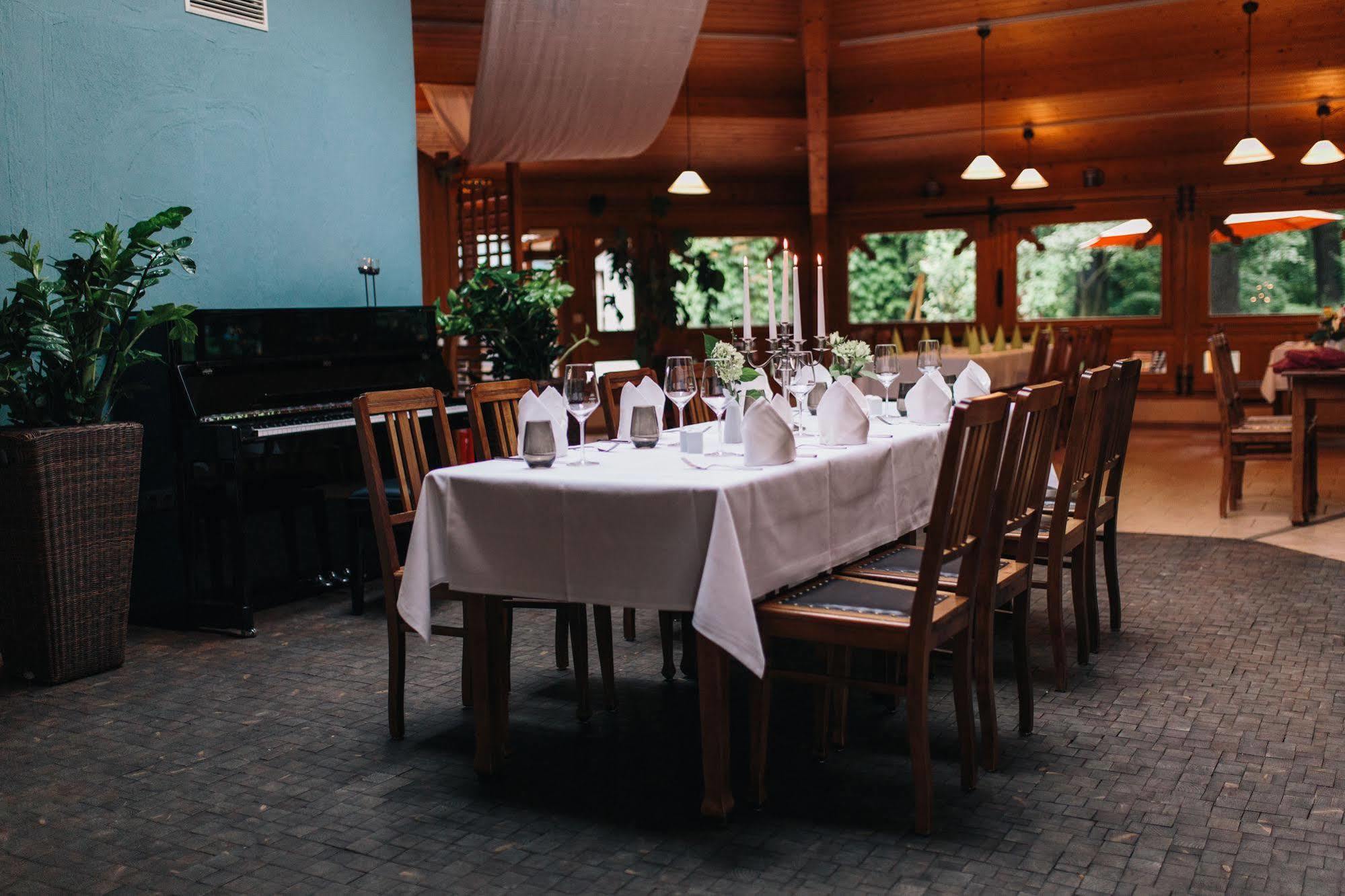 Turmvilla Bad Muskau Buitenkant foto