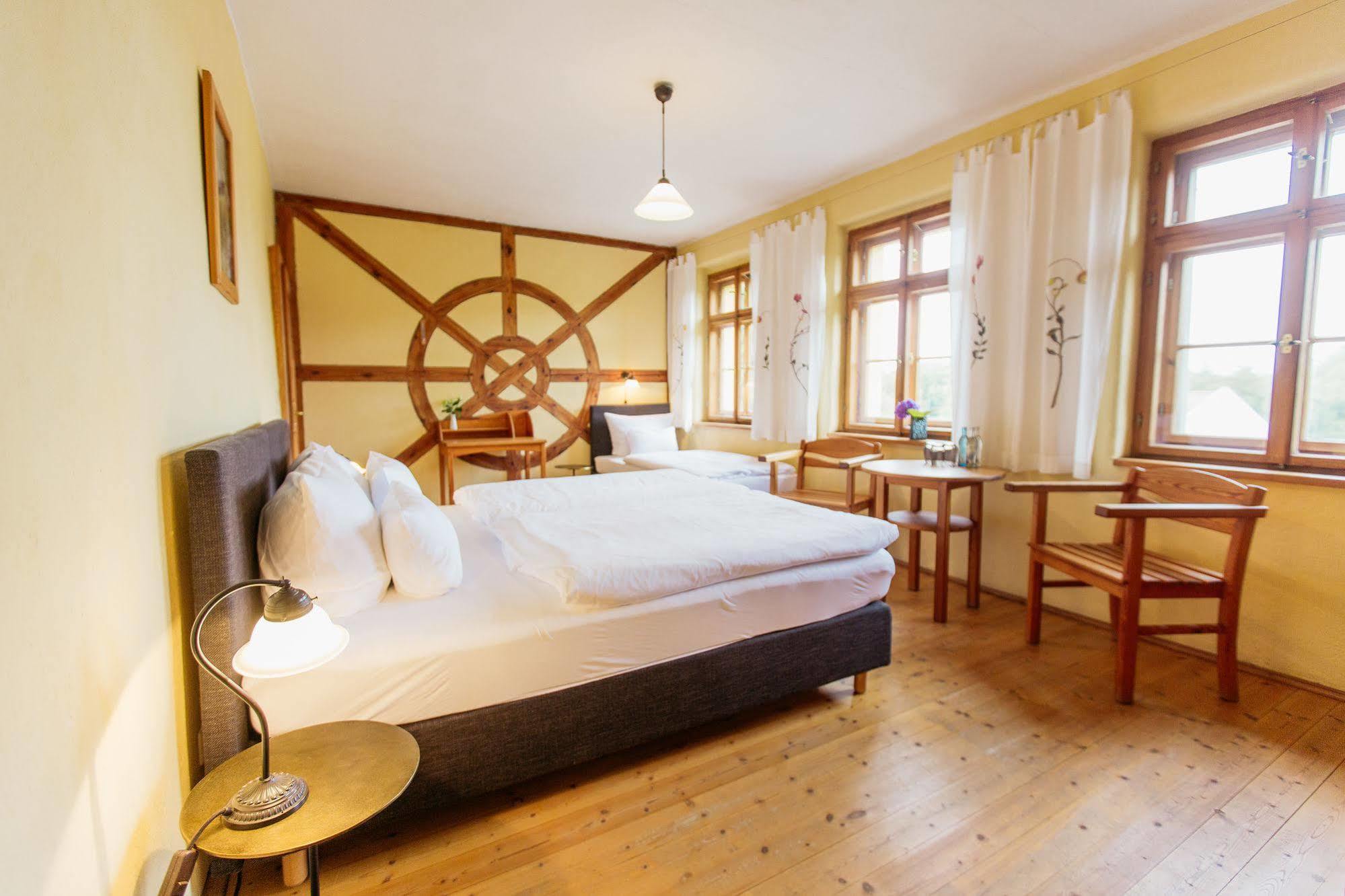 Turmvilla Bad Muskau Buitenkant foto